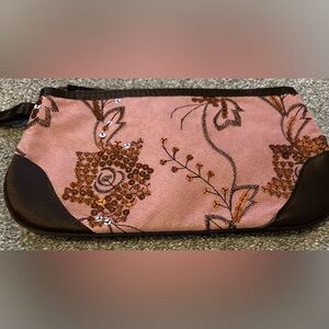 Wristlet